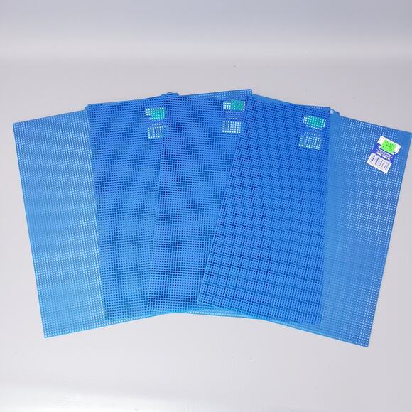 Lot of 17 Quick Count Plastic Canvas Sheets 7 Mesh 10.5" x 13.5" Multicolor - Picture 11 of 14